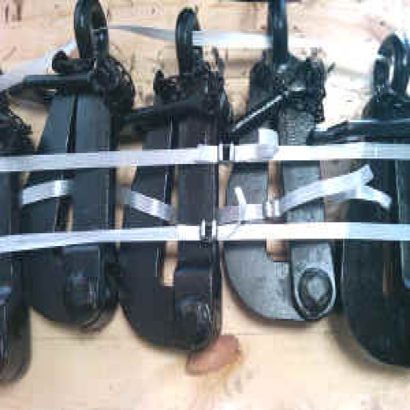 Pelican Hooks